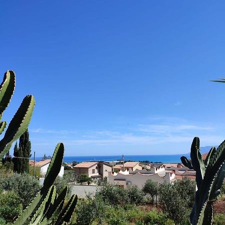 Villa In Vetro كاستيلاّماري ديل غو المظهر الخارجي الصورة