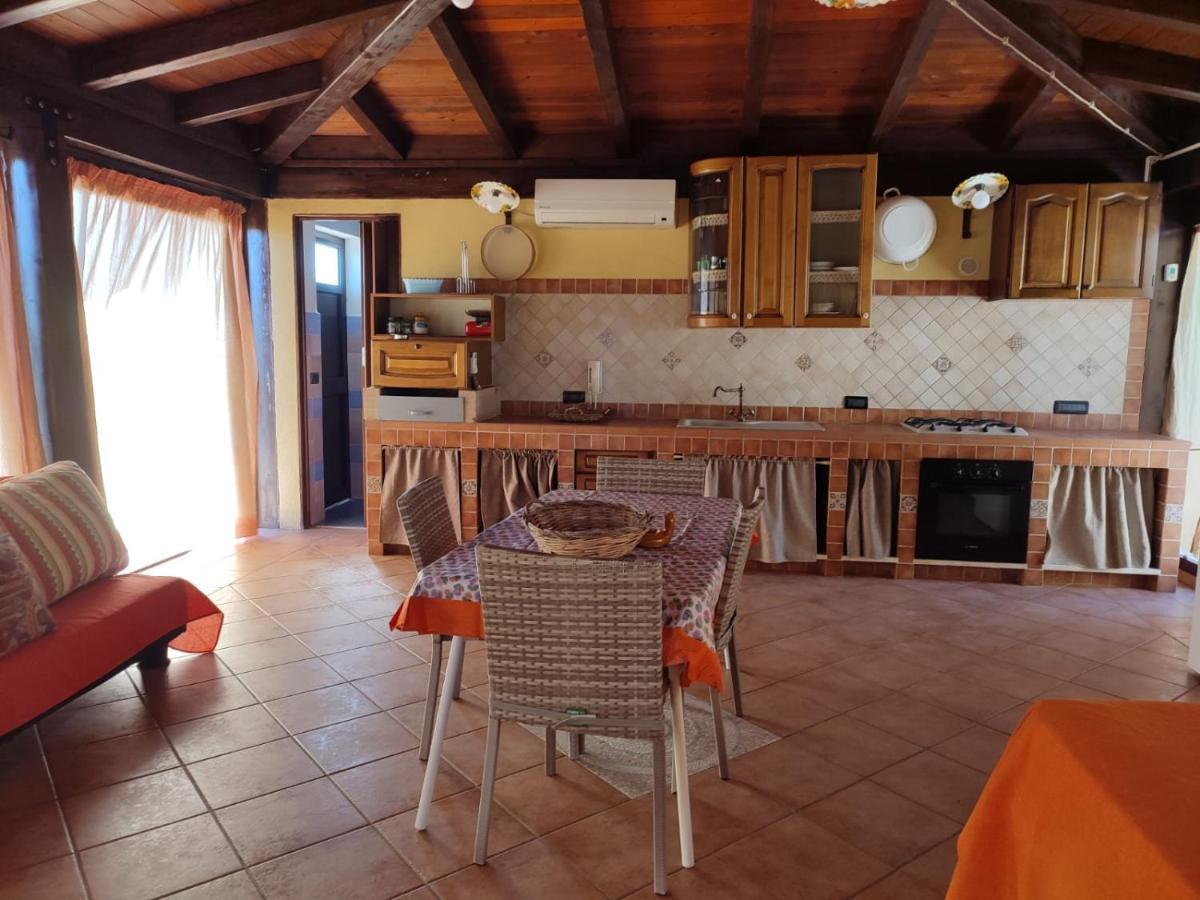 Villa In Vetro كاستيلاّماري ديل غو المظهر الخارجي الصورة